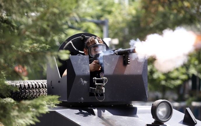 less-lethal_turkey_4